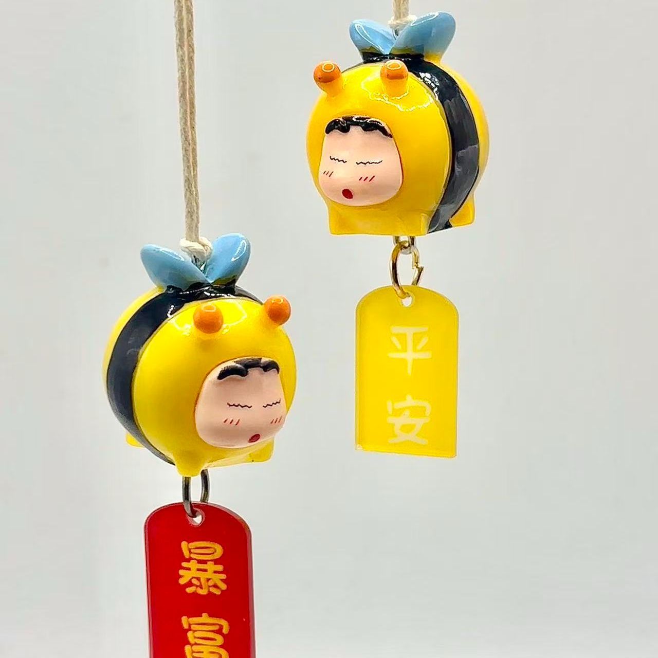 ตุ๊กตาคราโยน ชินจัง คอสเพลย์รู - Car Accessories Inside บทวิจารณ์และราคา